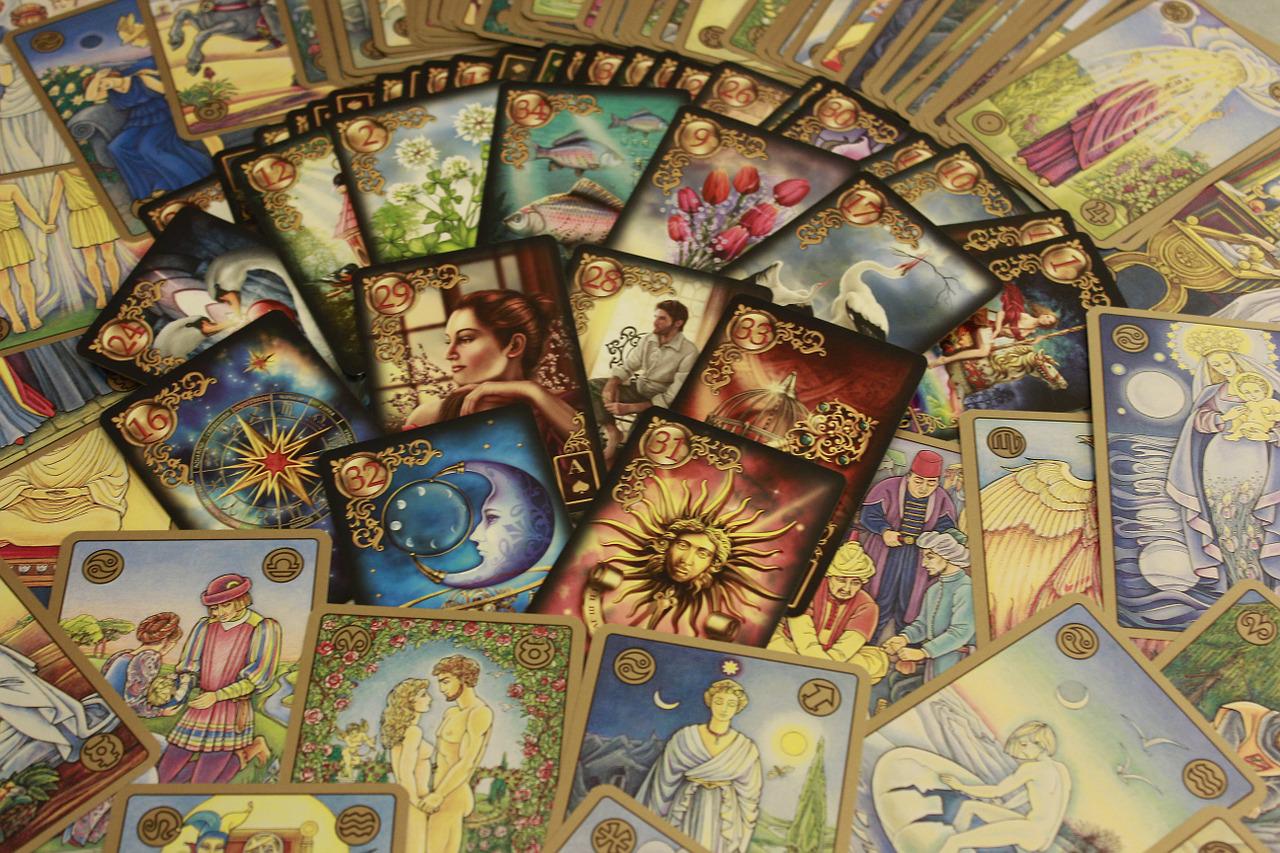 oracle cards, tarot card, cards-437688.jpg